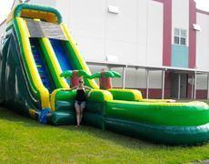 22' Palm Tree Inflatable Water Slide W/Pool 22' Palm Tree Inflatable Water Slide W/Pool